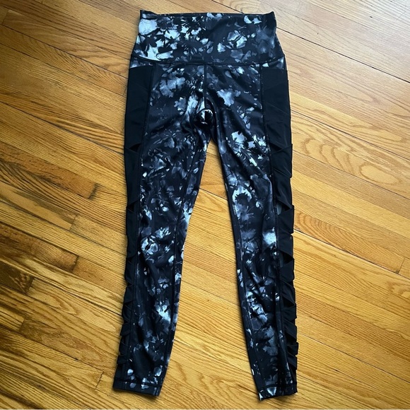 LULULEMON Rise & Flow Pant Mesh Leggings in Dusk Dye fits like Size 6 - Picture 6 of 10
